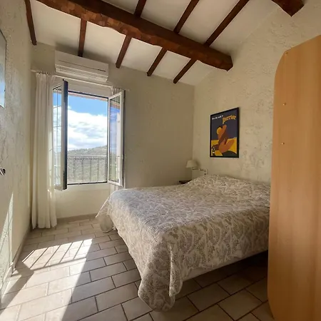 Holiday home La Maison Collines De Guerrevieille *